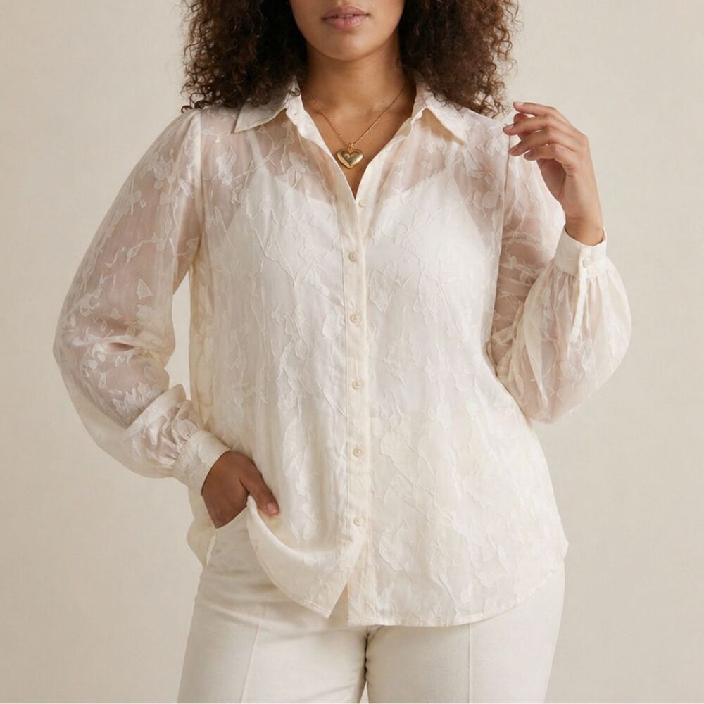Torrid 2X Ivory Sheer Floral Jacquard Burnout Texture Blouse Romantic Top NWT